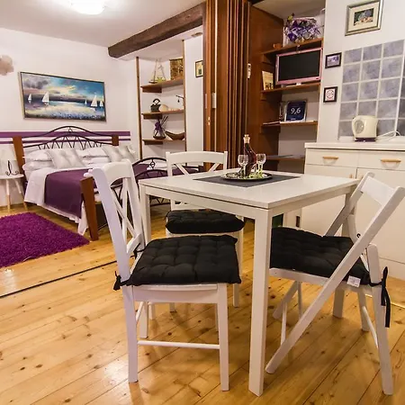 Apartment Priska *